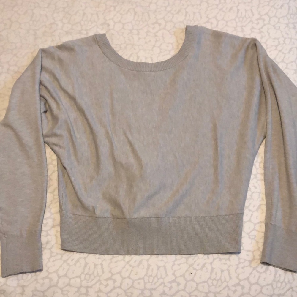 Heather grey reversible sweater. Size Large. Cropped.